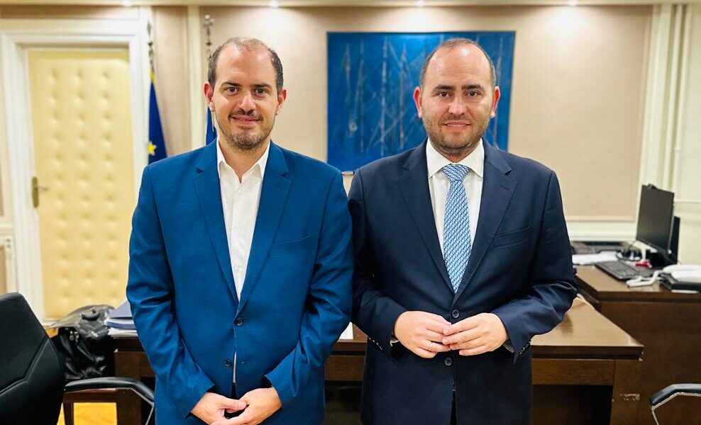 Λάκης Βασιλειάδης: Οριστική λύση για τους αμβυκούχους