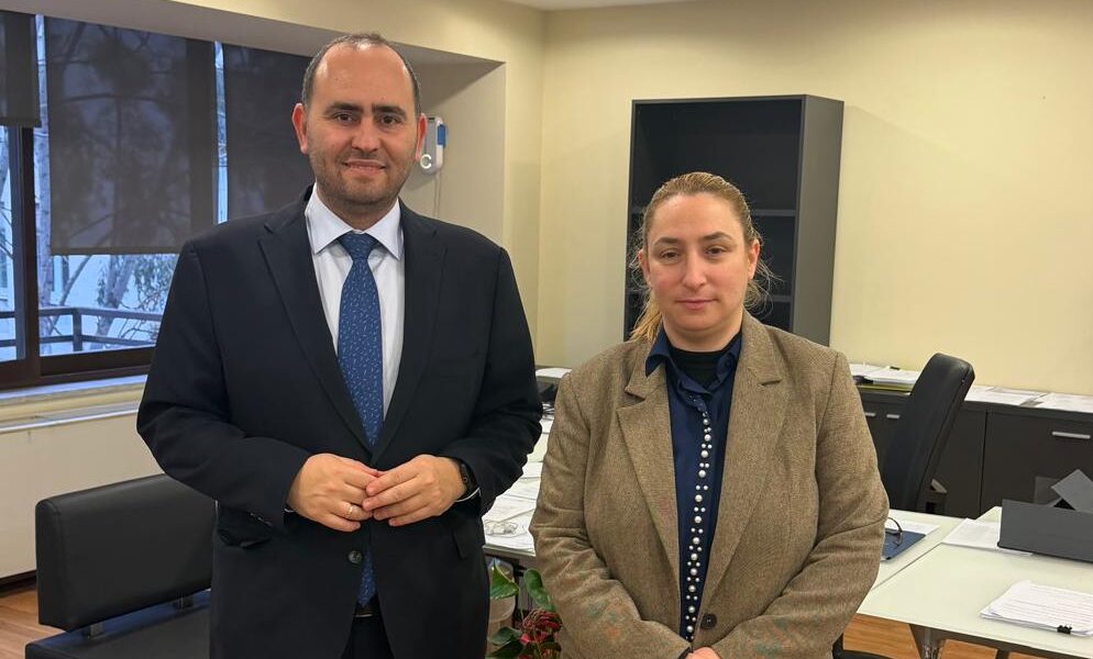 Συνάντηση Λάκη Βασιλειάδη με Γενική Γραμματέα Δημόσιας Περιουσίας για τα κατεχόμενα ακίνητα του Δημοσίου σε «Φιλιππάκου» (Συνοικία Νέας Τραπεζούντας), «Καψάλη» και κτήματα σε τοπικές κοινότητες της Πέλλας: «Ηθικό να εξετάσουμε το ζήτημα του επανακαθορισμού του τιμήματος για την εξαγορά τους» Αλλαγή σκοπού στην παραχώρηση του κτήματος και ακινήτου της Παναγίτσας για την δημιουργία Μουσείου